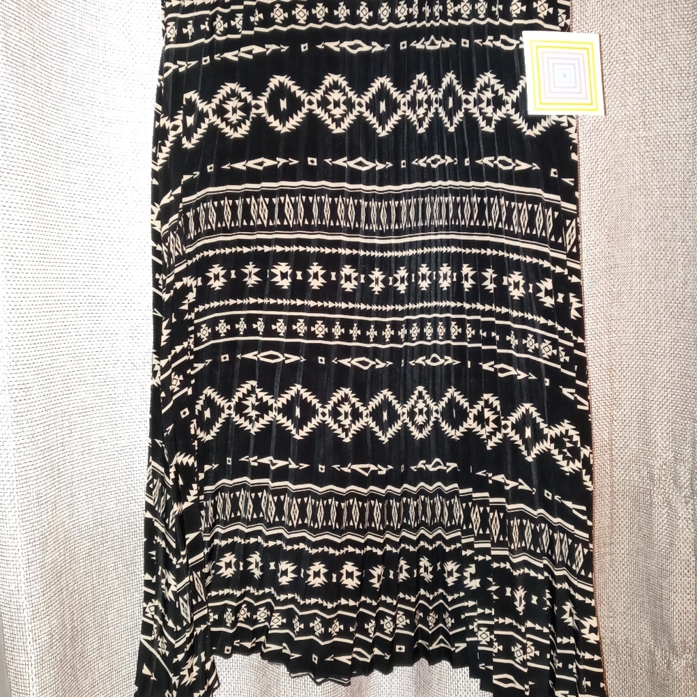 Lularoe Jill pleated skirt